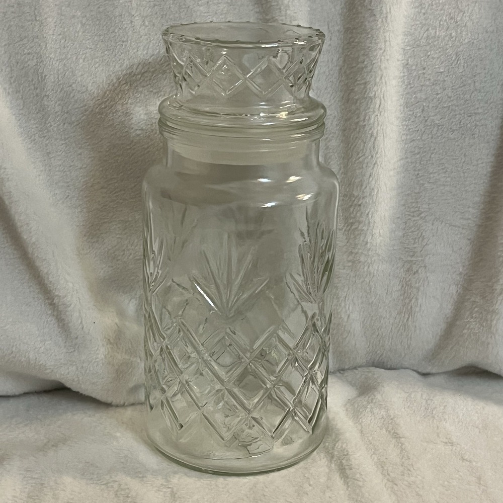 1983 Planters Mr Peanut Clear Glass Jar Canister w/Lid Logo on‎ Bottom 8" Tall
